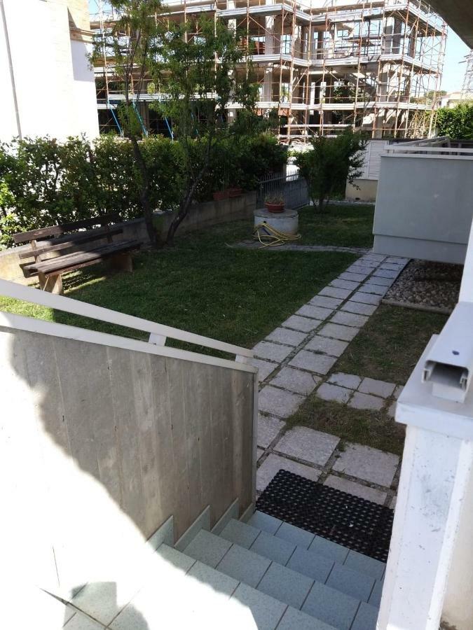 Appartamento Stella 1 Roseto Degli Abruzzi Esterno foto